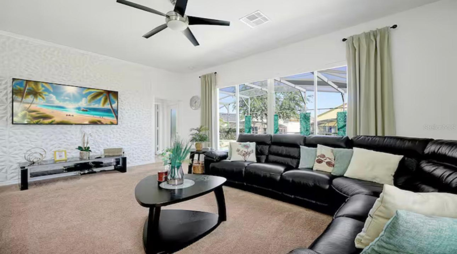 DAVENPORT, Florida 33837, 5 Bedrooms Bedrooms, ,3 BathroomsBathrooms,Residential,For Sale,CADIZ,0,MFRS5130592