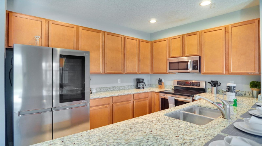 KISSIMMEE, Florida 34746, 4 Bedrooms Bedrooms, ,3 BathroomsBathrooms,Residential,For Sale,LAS FUENTES,0,MFRO6343193