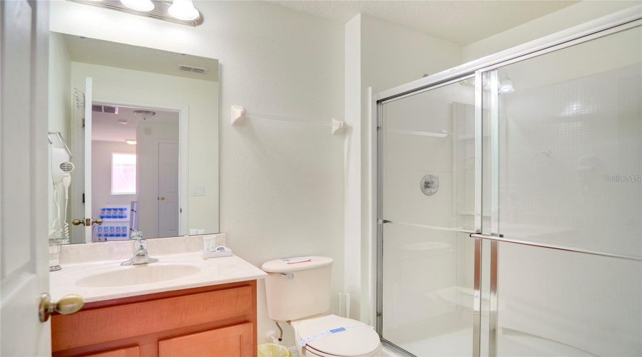 KISSIMMEE, Florida 34746, 4 Bedrooms Bedrooms, ,3 BathroomsBathrooms,Residential,For Sale,LAS FUENTES,0,MFRO6343193