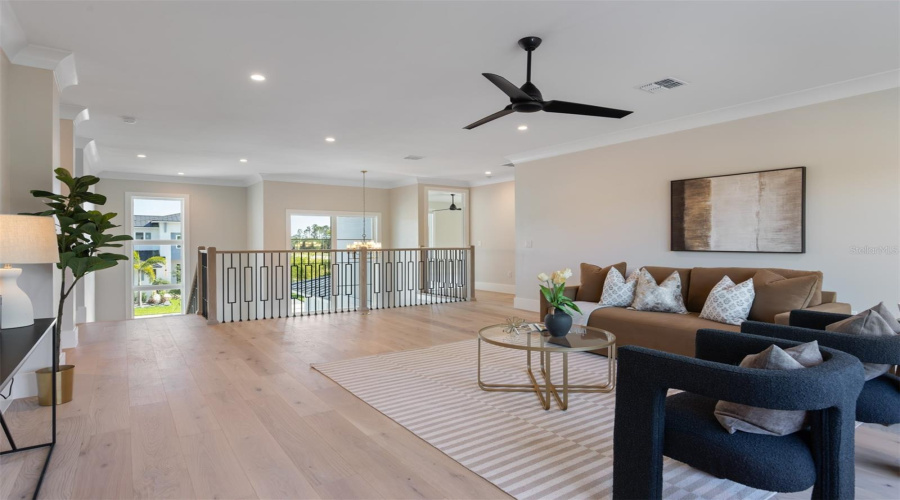 ORLANDO, Florida 32836, 5 Bedrooms Bedrooms, ,4 BathroomsBathrooms,Residential,For Sale,SHEEN SOUND,0,MFRO6343123
