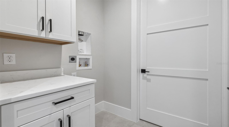 ORLANDO, Florida 32836, 5 Bedrooms Bedrooms, ,4 BathroomsBathrooms,Residential,For Sale,SHEEN SOUND,0,MFRO6343123