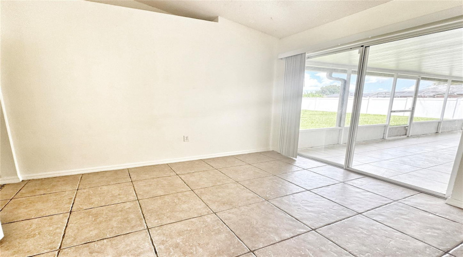 KISSIMMEE, Florida 34746, 3 Bedrooms Bedrooms, ,2 BathroomsBathrooms,Residential,For Sale,AUGUSTA,0,MFRO6343339