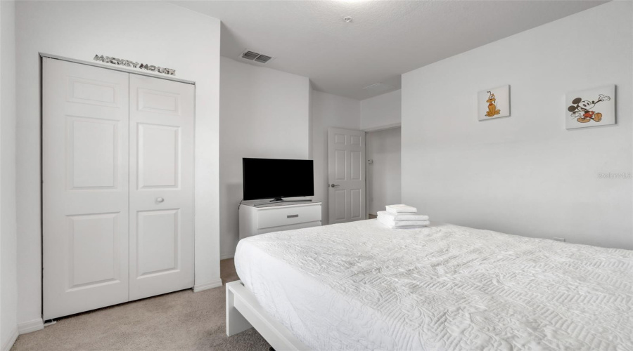 KISSIMMEE, Florida 34747, 3 Bedrooms Bedrooms, ,2 BathroomsBathrooms,Residential,For Sale,GOLD,0,MFRO6342912
