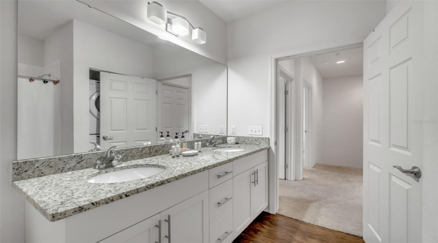 KISSIMMEE, Florida 34747, 3 Bedrooms Bedrooms, ,2 BathroomsBathrooms,Residential,For Sale,GOLD,0,MFRO6342912