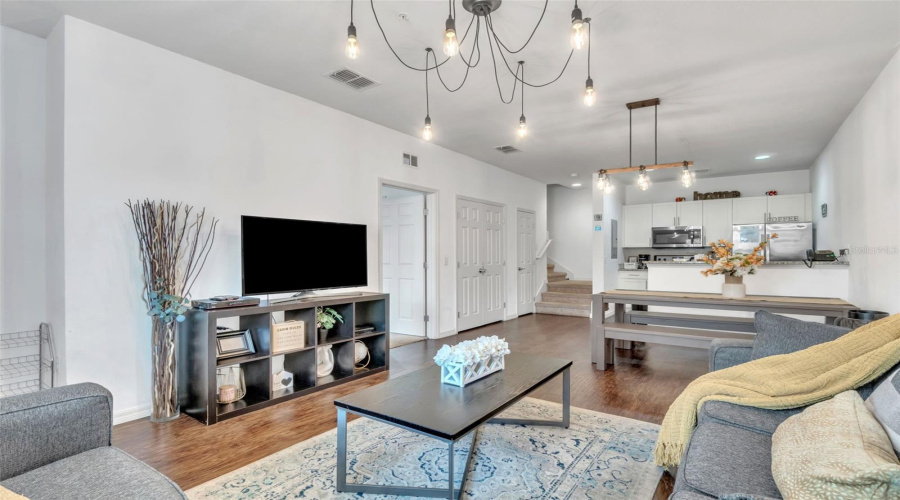 KISSIMMEE, Florida 34747, 3 Bedrooms Bedrooms, ,2 BathroomsBathrooms,Residential,For Sale,GOLD,0,MFRO6342912