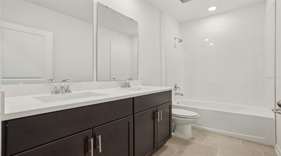 DAVENPORT, Florida 33837, 4 Bedrooms Bedrooms, ,2 BathroomsBathrooms,Residential,For Sale,MUD CANYON,0,MFRO6343027