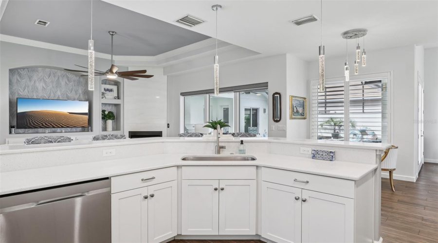 DAVENPORT, Florida 33837, 4 Bedrooms Bedrooms, ,3 BathroomsBathrooms,Residential,For Sale,LANCASTER RIDGE,0,MFRO6343388