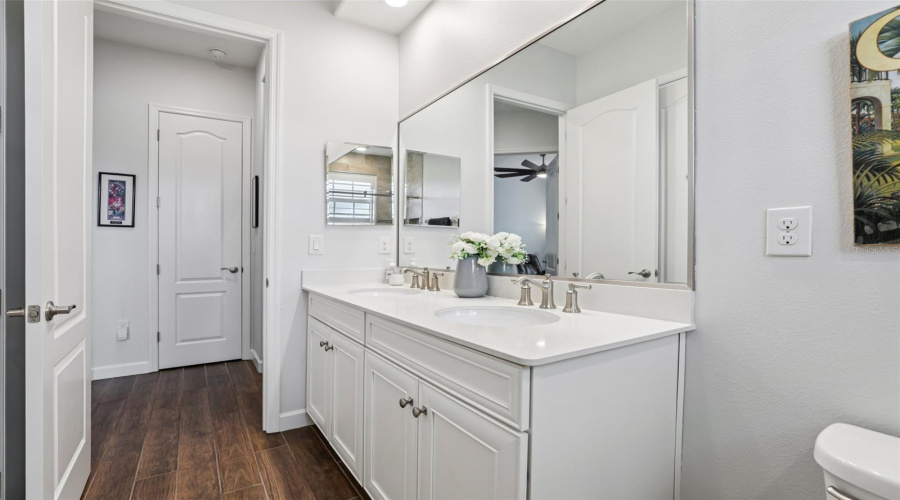 DAVENPORT, Florida 33837, 4 Bedrooms Bedrooms, ,3 BathroomsBathrooms,Residential,For Sale,LANCASTER RIDGE,0,MFRO6343388