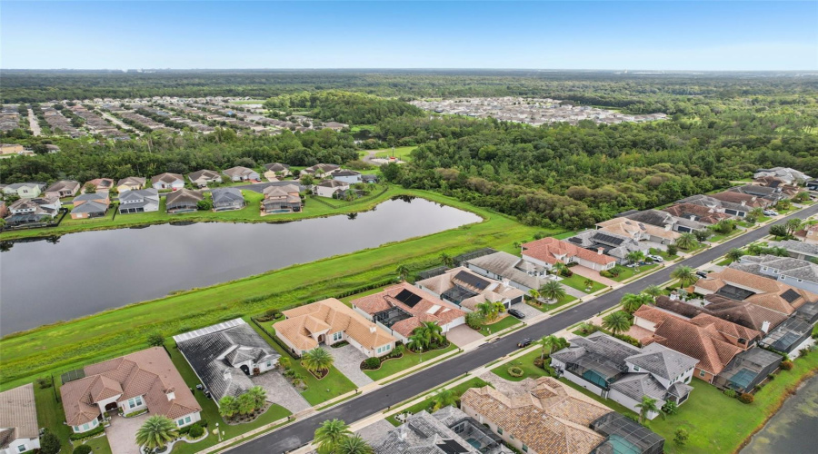DAVENPORT, Florida 33837, 4 Bedrooms Bedrooms, ,3 BathroomsBathrooms,Residential,For Sale,LANCASTER RIDGE,0,MFRO6343388