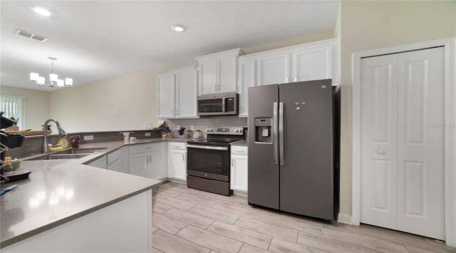 DAVENPORT, Florida 33896, 2 Bedrooms Bedrooms, ,2 BathroomsBathrooms,Residential,For Sale,TRAPPERS TRAIL LOOP,0,MFRO6343575