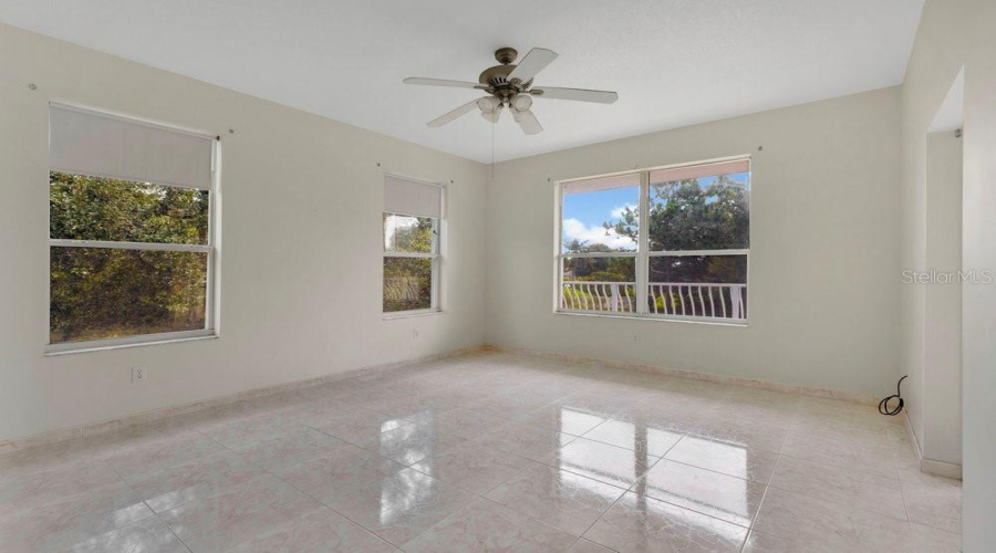 KISSIMMEE, Florida 34746, 2 Bedrooms Bedrooms, ,2 BathroomsBathrooms,Residential,For Sale,SANTA BARBARA,0,MFRO6343446