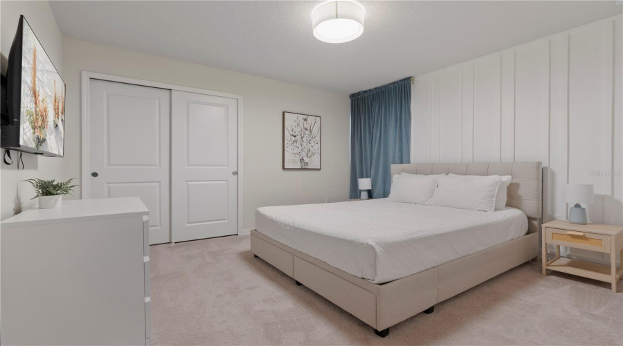 DAVENPORT, Florida 33897, 10 Bedrooms Bedrooms, ,8 BathroomsBathrooms,Residential,For Sale,LANA AVENUE,0,MFRO6290305