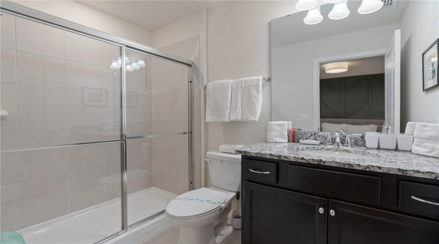 DAVENPORT, Florida 33897, 10 Bedrooms Bedrooms, ,8 BathroomsBathrooms,Residential,For Sale,LANA AVENUE,0,MFRO6290305