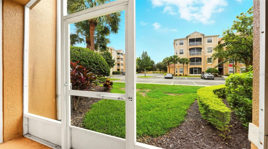 KISSIMMEE, Florida 34747, 3 Bedrooms Bedrooms, ,2 BathroomsBathrooms,Residential,For Sale,ALMATON,0,MFRO6343578