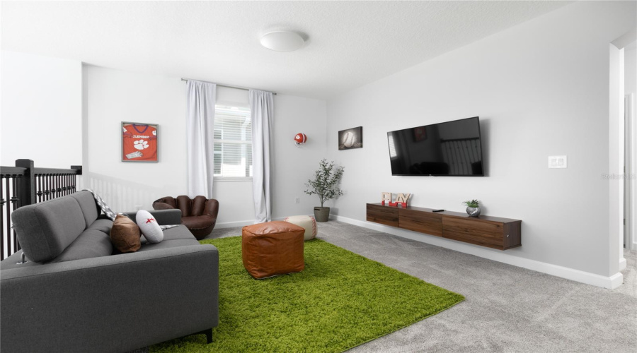 KISSIMMEE, Florida 34746, 5 Bedrooms Bedrooms, ,5 BathroomsBathrooms,Residential,For Sale,PARAGRAPH DR,0,MFRS5127194