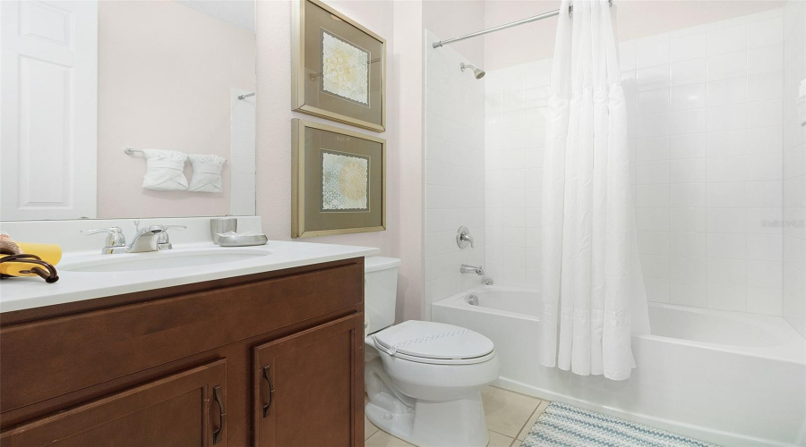 KISSIMMEE, Florida 34747, 6 Bedrooms Bedrooms, ,5 BathroomsBathrooms,Residential,For Sale,FLAMINGO KEY,0,MFRS5134521