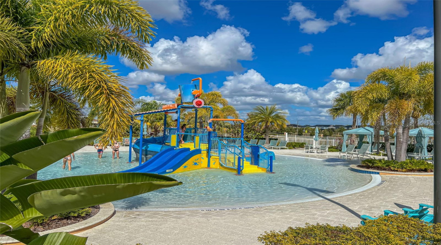 KISSIMMEE, Florida 34747, 6 Bedrooms Bedrooms, ,5 BathroomsBathrooms,Residential,For Sale,FLAMINGO KEY,0,MFRS5134521