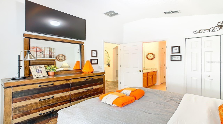 DAVENPORT, Florida 33897, 4 Bedrooms Bedrooms, ,3 BathroomsBathrooms,Residential,For Sale,LANCASTER,0,MFRO6343453