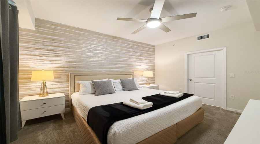 KISSIMMEE, Florida 34746, 2 Bedrooms Bedrooms, ,2 BathroomsBathrooms,Residential,For Sale,PARADOX,0,MFRO6295113