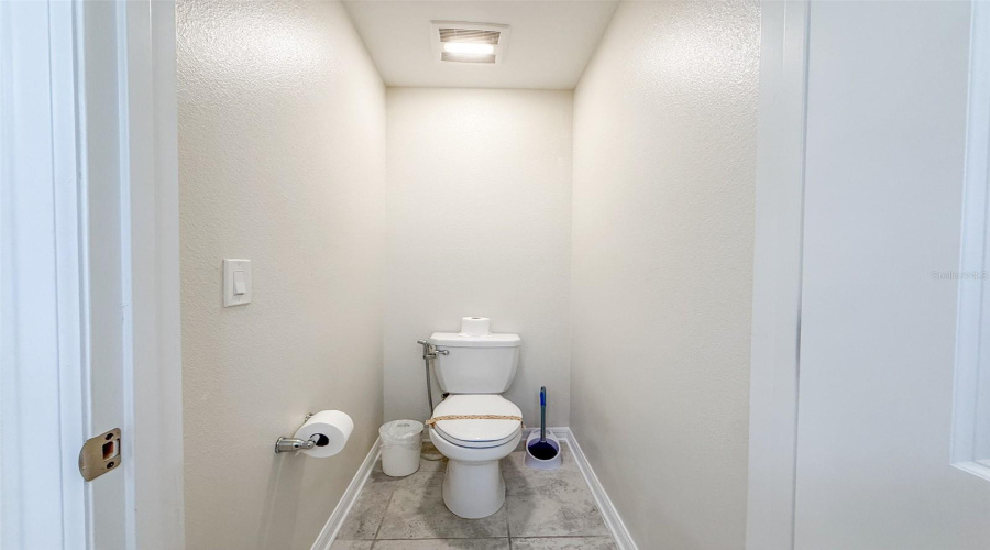 KISSIMMEE, Florida 34746, 2 Bedrooms Bedrooms, ,2 BathroomsBathrooms,Residential,For Sale,PARADOX,0,MFRO6295113