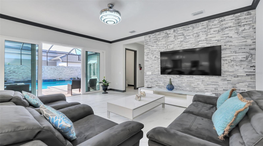 DAVENPORT, Florida 33837, 4 Bedrooms Bedrooms, ,3 BathroomsBathrooms,Residential,For Sale,HAMPTON,0,MFRO6277686