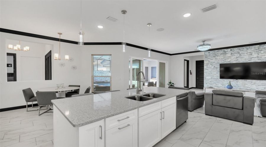 DAVENPORT, Florida 33837, 4 Bedrooms Bedrooms, ,3 BathroomsBathrooms,Residential,For Sale,HAMPTON,0,MFRO6277686