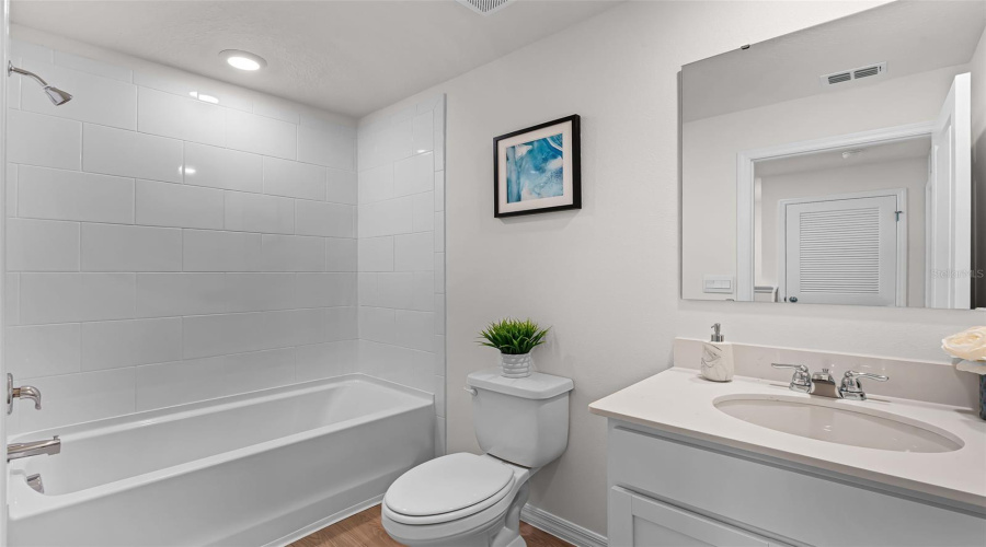 KISSIMMEE, Florida 34746, 3 Bedrooms Bedrooms, ,2 BathroomsBathrooms,Residential,For Sale,HAZEL,0,MFRO6343853
