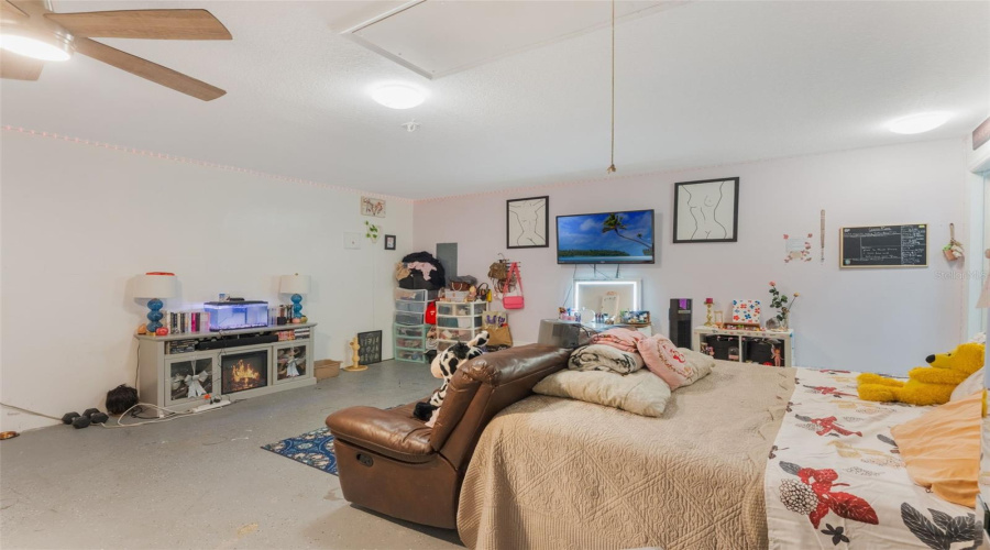 KISSIMMEE, Florida 34746, 4 Bedrooms Bedrooms, ,3 BathroomsBathrooms,Residential,For Sale,MARSHFIELD PRESERVE,0,MFRO6343081
