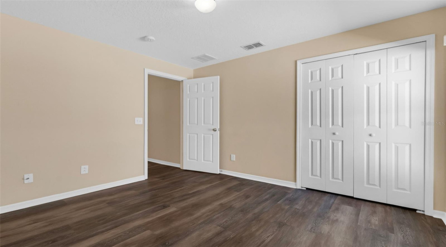 KISSIMMEE, Florida 34746, 4 Bedrooms Bedrooms, ,2 BathroomsBathrooms,Residential,For Sale,EAGLE CROSSING,0,MFRS5127992