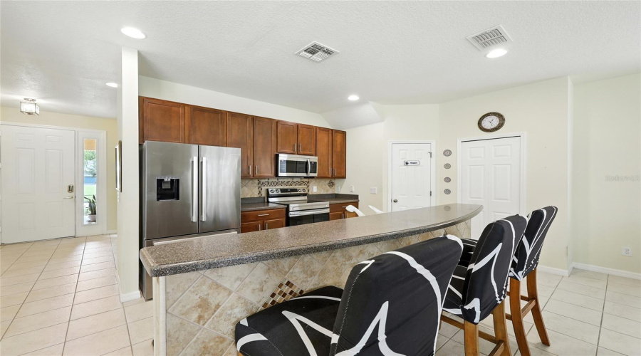 KISSIMMEE, Florida 34746, 4 Bedrooms Bedrooms, ,4 BathroomsBathrooms,Residential,For Sale,LAS FUENTES,0,MFRO6343989