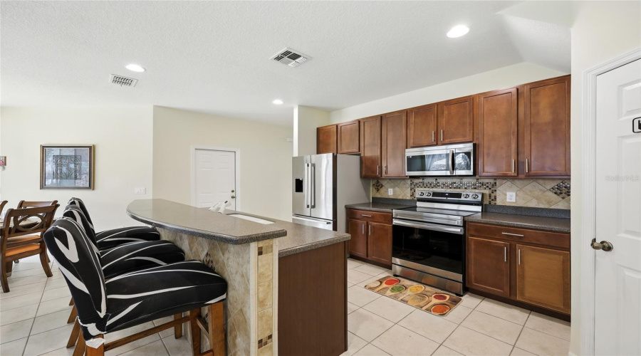 KISSIMMEE, Florida 34746, 4 Bedrooms Bedrooms, ,4 BathroomsBathrooms,Residential,For Sale,LAS FUENTES,0,MFRO6343989