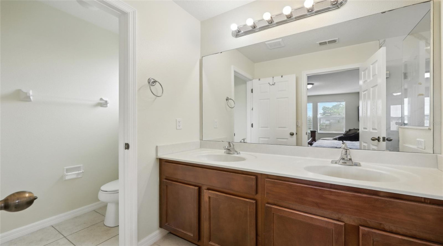 KISSIMMEE, Florida 34746, 4 Bedrooms Bedrooms, ,4 BathroomsBathrooms,Residential,For Sale,LAS FUENTES,0,MFRO6343989