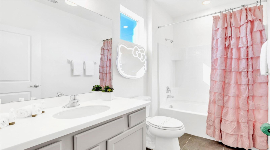 KISSIMMEE, Florida 34746, 8 Bedrooms Bedrooms, ,5 BathroomsBathrooms,Residential,For Sale,MARCELLO,0,MFRO6343972