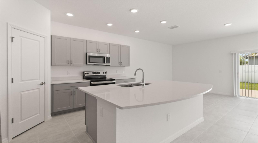 KISSIMMEE, Florida 34746, 3 Bedrooms Bedrooms, ,2 BathroomsBathrooms,Residential,For Sale,LANDING NET,0,MFRO6270489