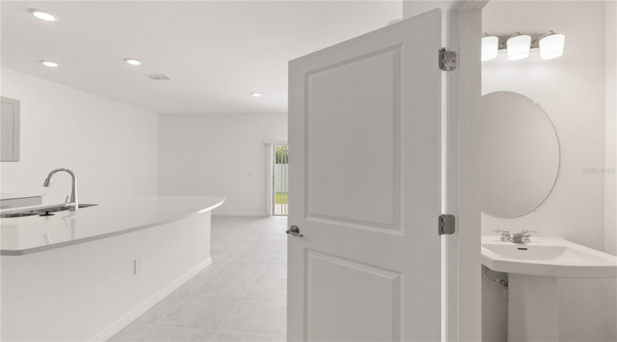 KISSIMMEE, Florida 34746, 3 Bedrooms Bedrooms, ,2 BathroomsBathrooms,Residential,For Sale,LANDING NET,0,MFRO6270489