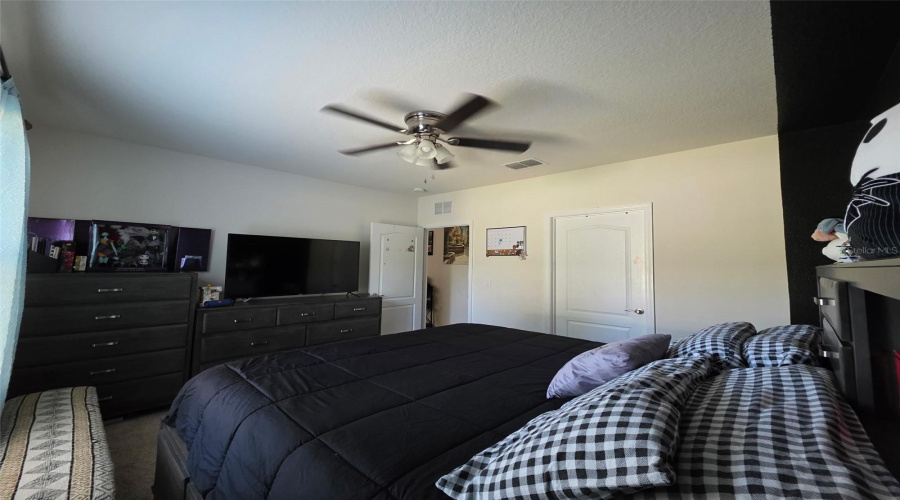 DAVENPORT, Florida 33837, 4 Bedrooms Bedrooms, ,2 BathroomsBathrooms,Residential,For Sale,JACKS,0,MFRO6344035