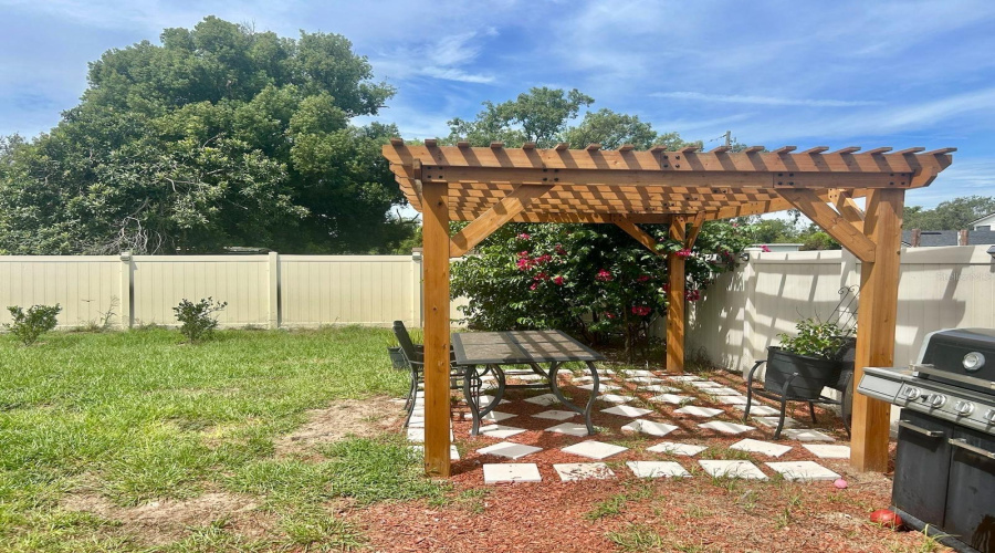DAVENPORT, Florida 33837, 4 Bedrooms Bedrooms, ,2 BathroomsBathrooms,Residential,For Sale,JACKS,0,MFRO6344035