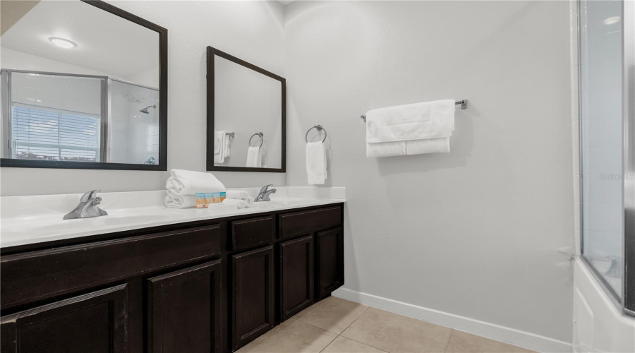 KISSIMMEE, Florida 34746, 2 Bedrooms Bedrooms, ,2 BathroomsBathrooms,Residential,For Sale,COUPE,0,MFRO6343730