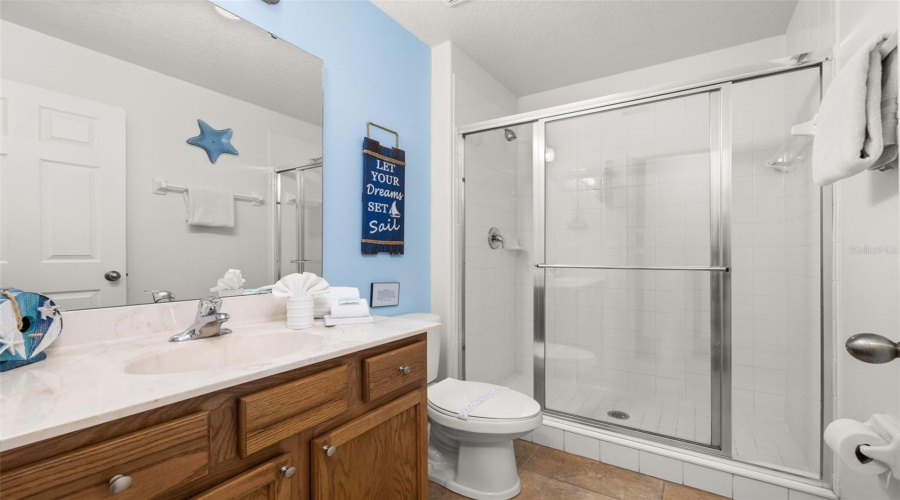 DAVENPORT, Florida 33837, 6 Bedrooms Bedrooms, ,4 BathroomsBathrooms,Residential,For Sale,ORANGE COSMOS,0,MFRS5134645