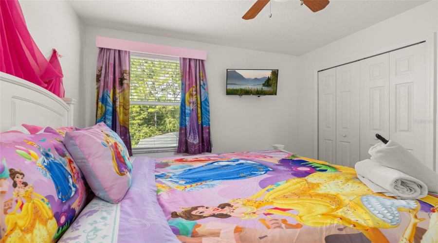 DAVENPORT, Florida 33837, 6 Bedrooms Bedrooms, ,4 BathroomsBathrooms,Residential,For Sale,ORANGE COSMOS,0,MFRS5134645