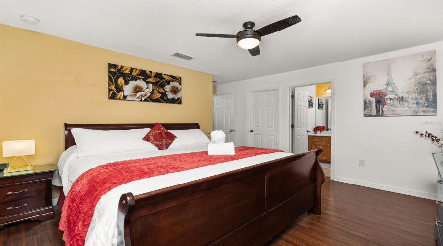 DAVENPORT, Florida 33837, 6 Bedrooms Bedrooms, ,4 BathroomsBathrooms,Residential,For Sale,ORANGE COSMOS,0,MFRS5134645