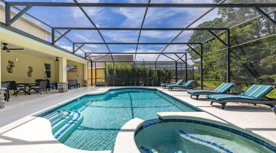 DAVENPORT, Florida 33837, 6 Bedrooms Bedrooms, ,4 BathroomsBathrooms,Residential,For Sale,ORANGE COSMOS,0,MFRS5134645