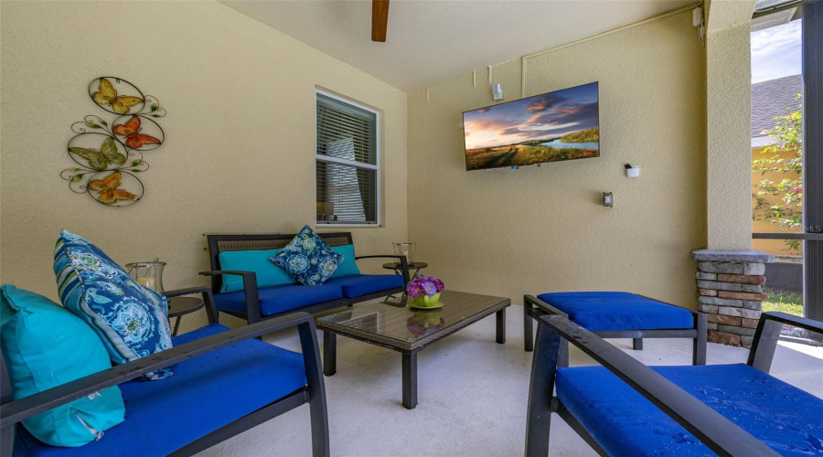 DAVENPORT, Florida 33837, 6 Bedrooms Bedrooms, ,4 BathroomsBathrooms,Residential,For Sale,ORANGE COSMOS,0,MFRS5134645