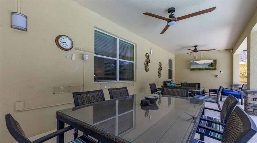 DAVENPORT, Florida 33837, 6 Bedrooms Bedrooms, ,4 BathroomsBathrooms,Residential,For Sale,ORANGE COSMOS,0,MFRS5134645