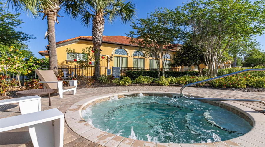 DAVENPORT, Florida 33837, 6 Bedrooms Bedrooms, ,4 BathroomsBathrooms,Residential,For Sale,ORANGE COSMOS,0,MFRS5134645