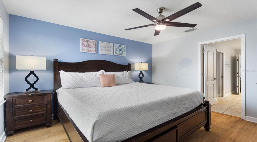 DAVENPORT, Florida 33896, 8 Bedrooms Bedrooms, ,5 BathroomsBathrooms,Residential,For Sale,WEDGE,0,MFRS5121423