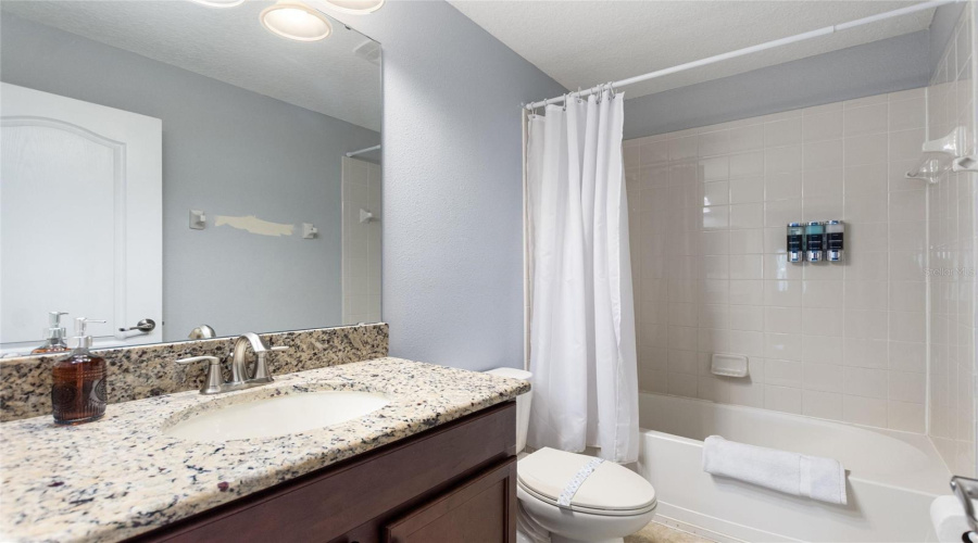 DAVENPORT, Florida 33896, 8 Bedrooms Bedrooms, ,5 BathroomsBathrooms,Residential,For Sale,WEDGE,0,MFRS5121423