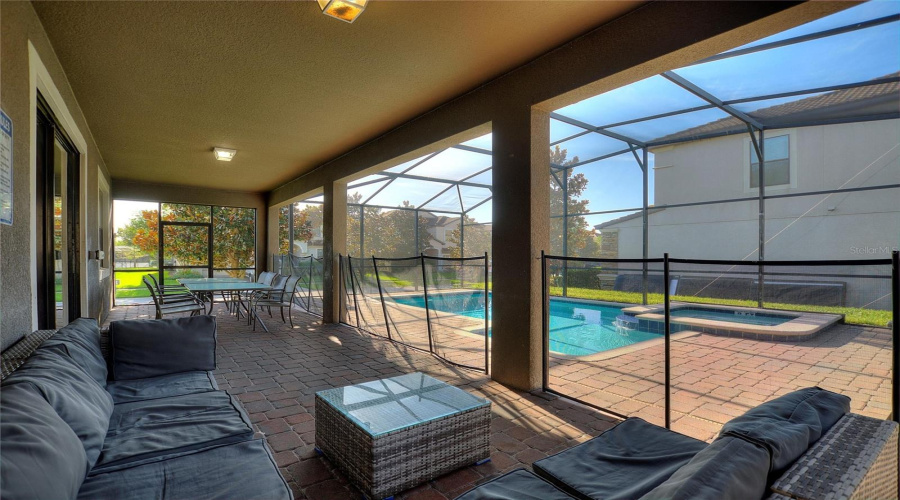 DAVENPORT, Florida 33896, 8 Bedrooms Bedrooms, ,5 BathroomsBathrooms,Residential,For Sale,WEDGE,0,MFRS5121423
