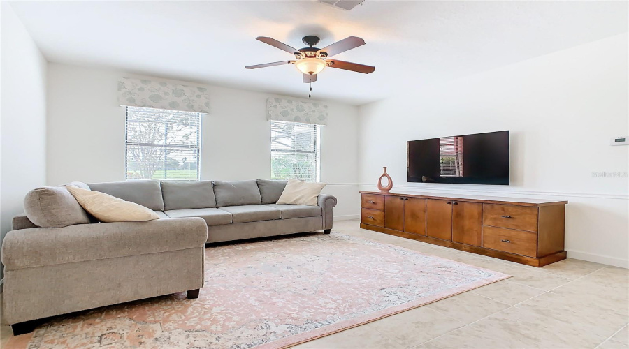 DAVENPORT, Florida 33896, 5 Bedrooms Bedrooms, ,3 BathroomsBathrooms,Residential,For Sale,DOVE VALLEY,0,MFRO6246888