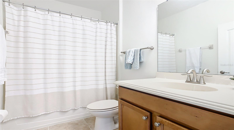 DAVENPORT, Florida 33896, 5 Bedrooms Bedrooms, ,3 BathroomsBathrooms,Residential,For Sale,DOVE VALLEY,0,MFRO6246888